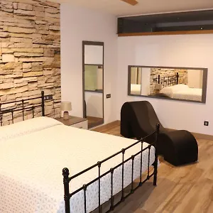 Loft Romàntic Ca L'enric Viqué-baix Empordà Apartamento